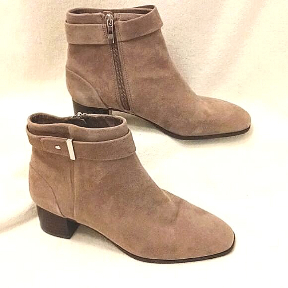 Essex Lane REAL SUEDE LEATHER Ankle Boots Tan Booties Sz 6.5 Coastal Festival